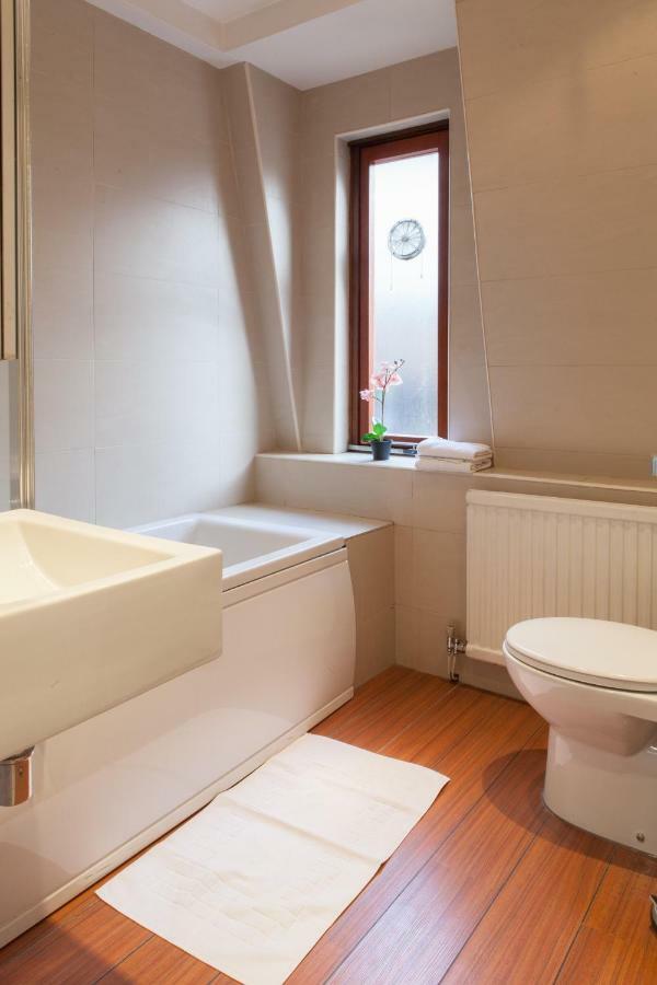 Victoria And Buckingham Palace Apartments Londres Extérieur photo